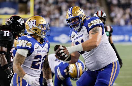John Woods / THE CANADIAN PRESS FILES
                                Winnipeg Blue Bombers guard Gabe Wallace watches about five movies per week during his downtime, with Heat and Dracula among his favouries.