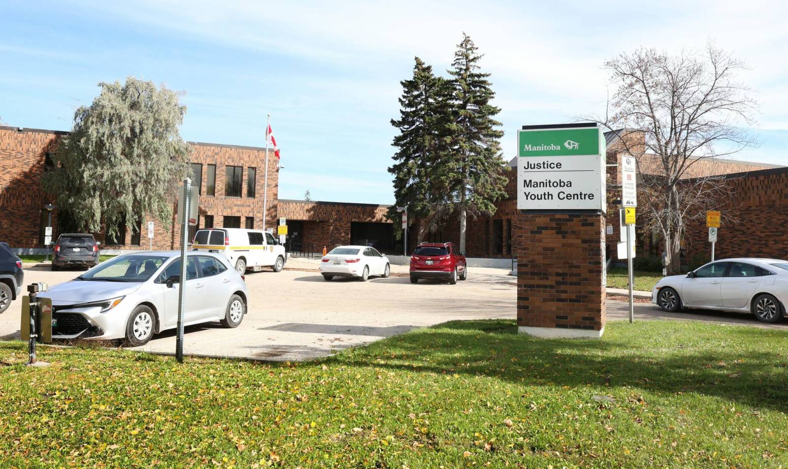 Youth centre library cancellation baffles