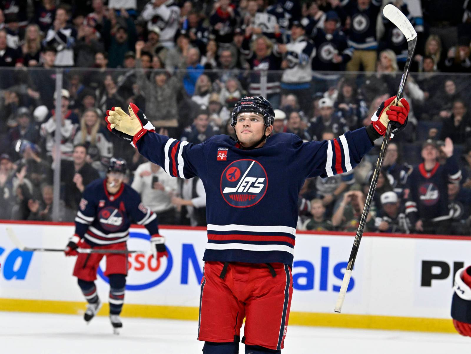 Top line powers win over Wild