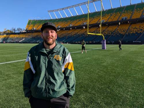 Taylor Allen photo
                                Former University of Manitoba quarterback Des Catellier was brought to Edmonton by Elks head coach after their time together on Calgary&rsquo;s staff.