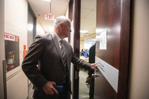 MIKAELA MACKENZIE / FREE PRESS FILES
                                Garth Smorang released his final report Monday from the public inquiry into the police headquarters project.