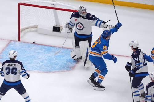 Jeff Roberson / THE ASSOCIATED PRESS
                                Despite getting off to a hot start out of the gate, the Winnipeg Jets have hit some early-season turbulence, dropping three games in a row, including four of the past five.
