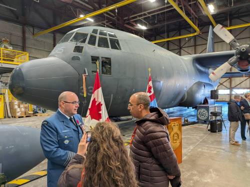 CHRIS KITCHING / FREE PRESS
                                Col. Curtis Wright, commander of 17 Wing Winnipeg, told reporters the retirement of CC-130H Hercules planes was an emotional event for members of 435 Transport Search and Rescue Squadron.