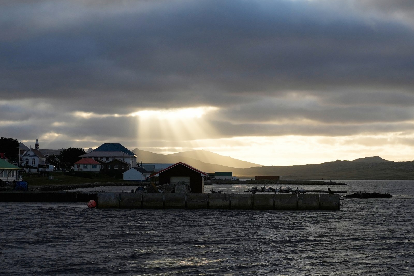 winnipegfreepress.com - The Associated Press - Argentina takes fight with UK over Falklands' oil industry to international tribunal