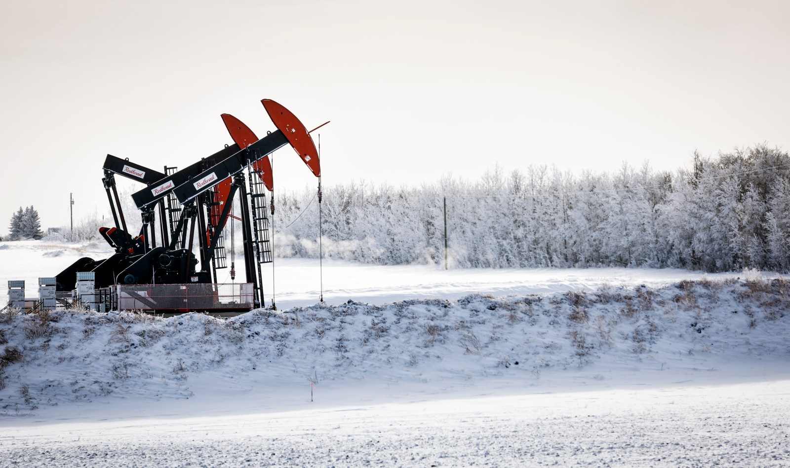 winnipegfreepress.com - Nick Murray, The Canadian Press - Oil and gas emissions dropped in 2025 despite increased production: report