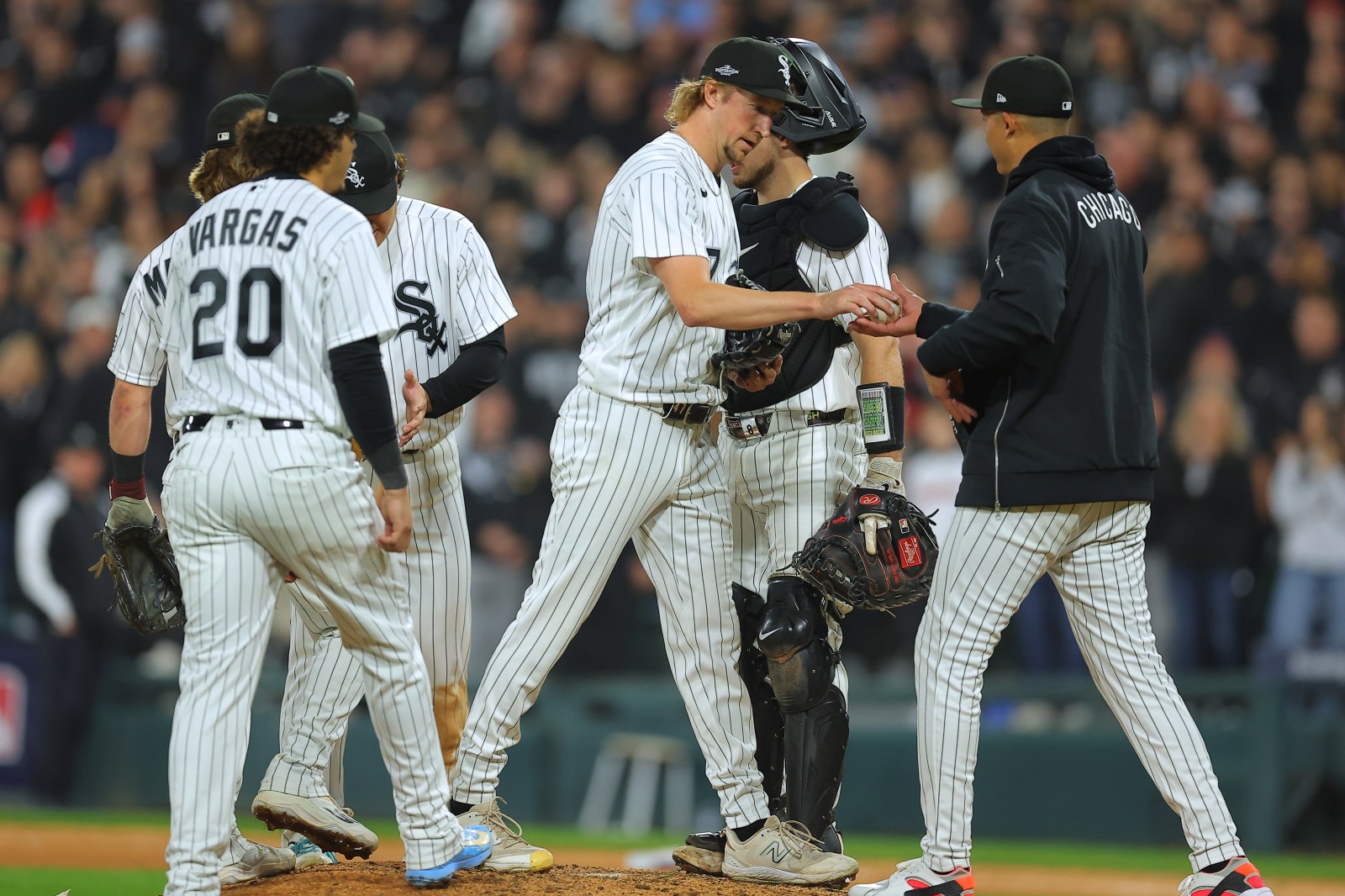 White Sox face elimination after back‑to‑back losses to Guardians in ALDS