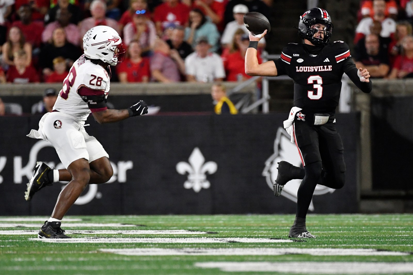 Isaac Brown brings Louisville back from the brink as Cardinals pummel Florida State 44-20