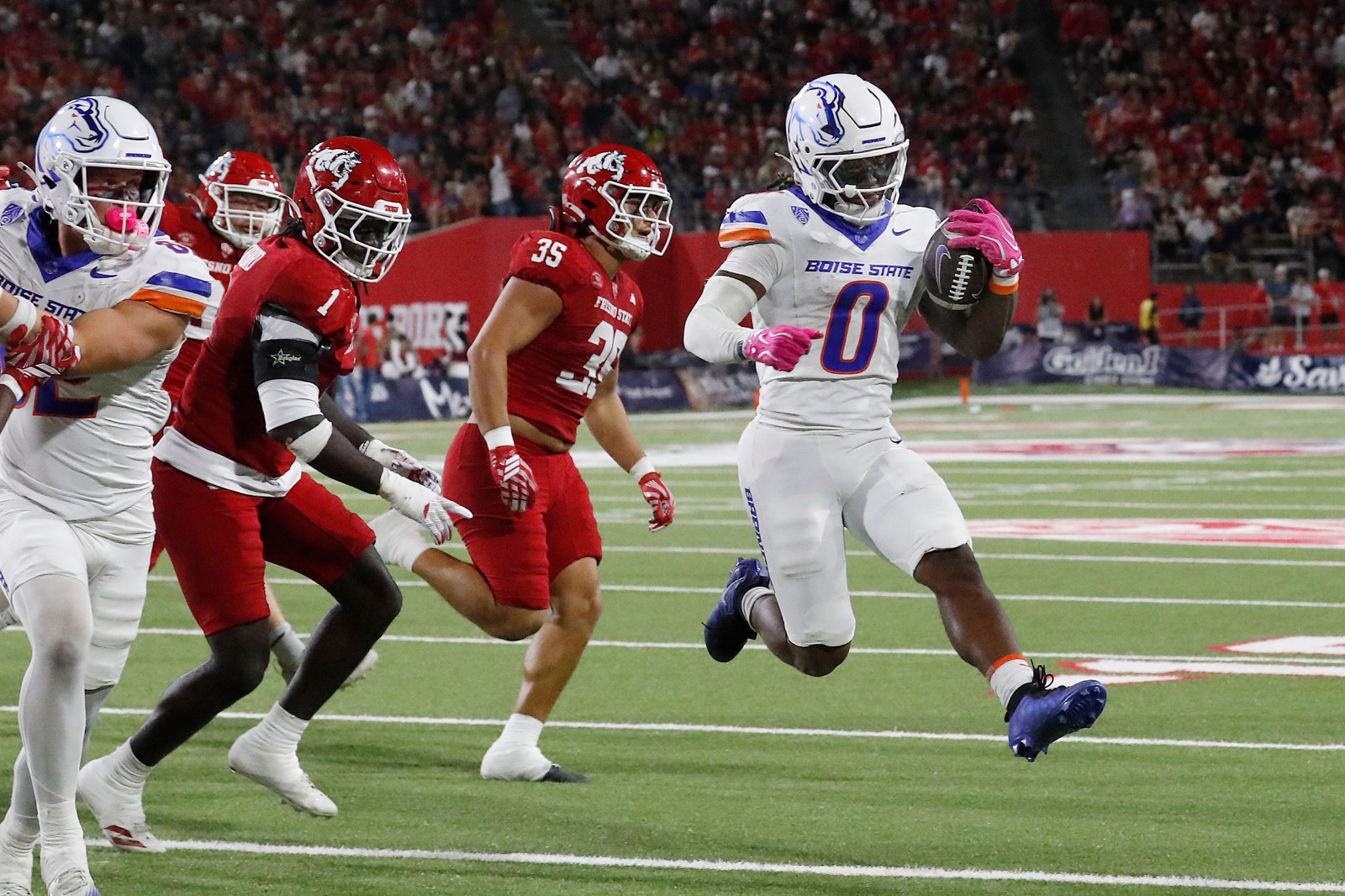 Dylan Riley powers Boise State past Fresno State 38-31