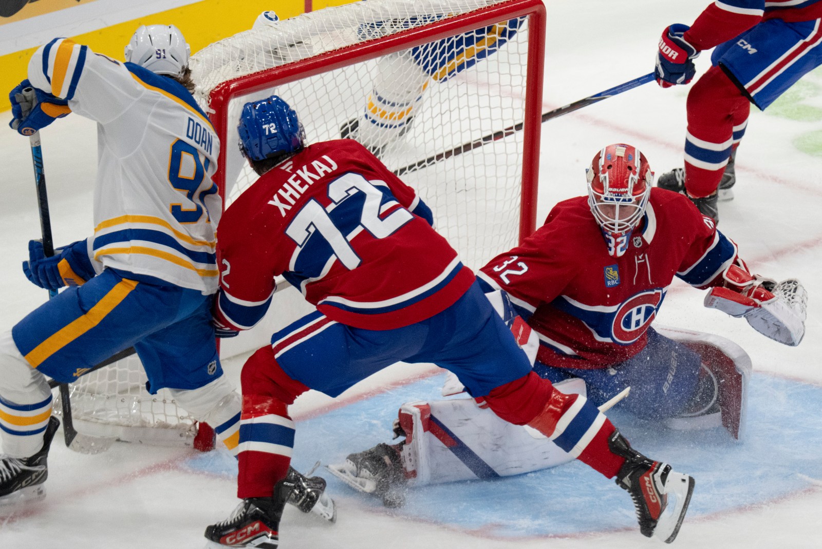 Canadiens survive Sabres comeback to win in shootout