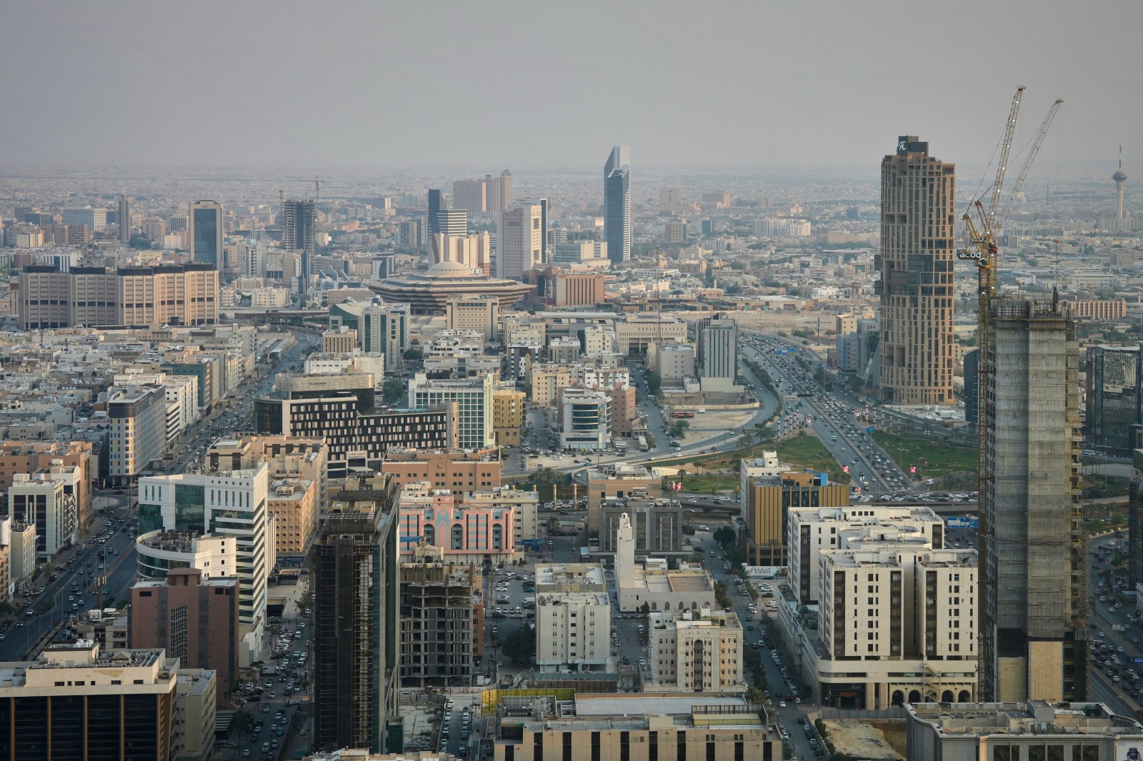 Saudi-led coalition intercepts missile, suspends Riyadh airport and delays Jeddah flights