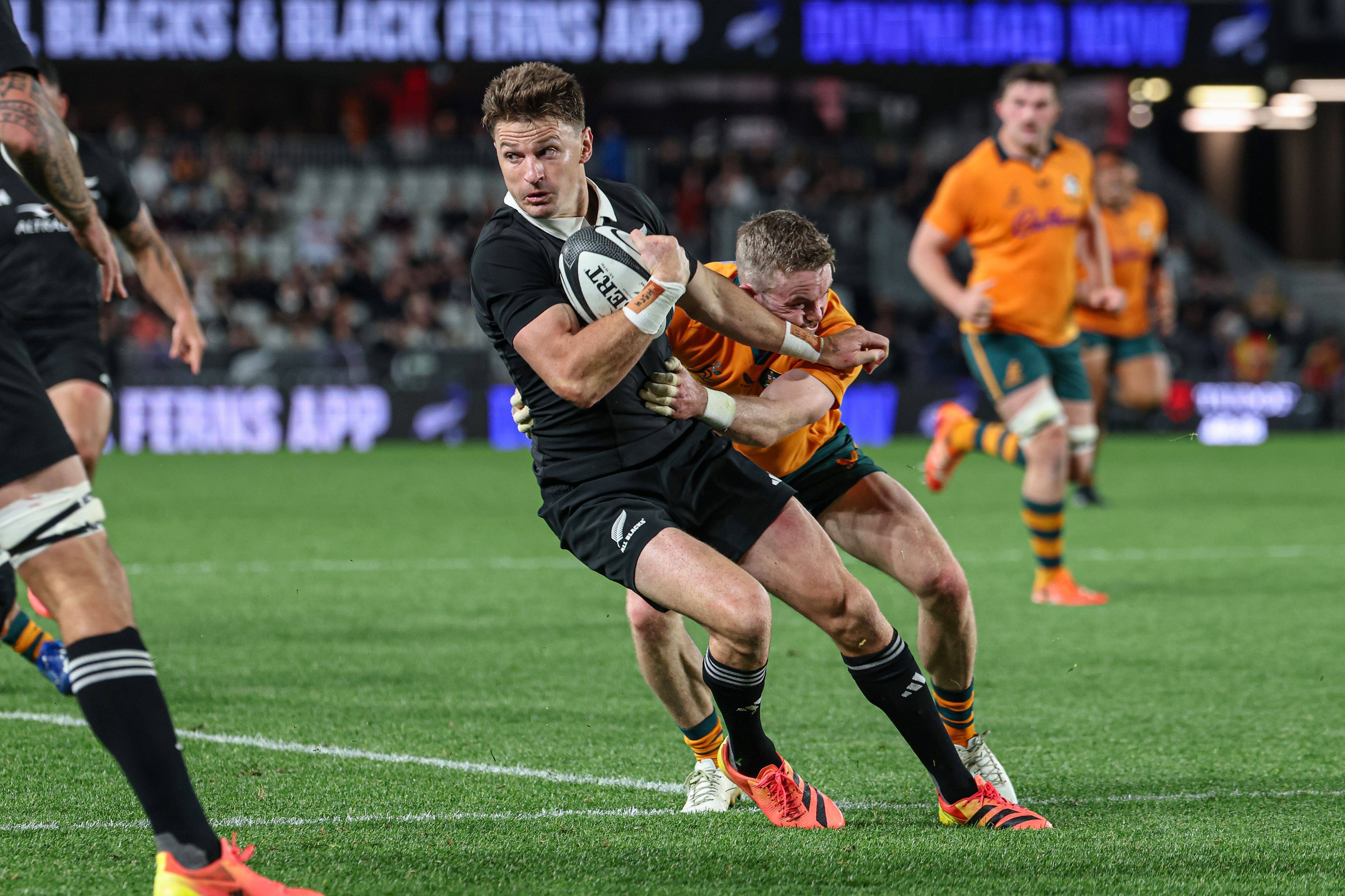 New Zealand makes 8 changes for the second rugby test against Australia