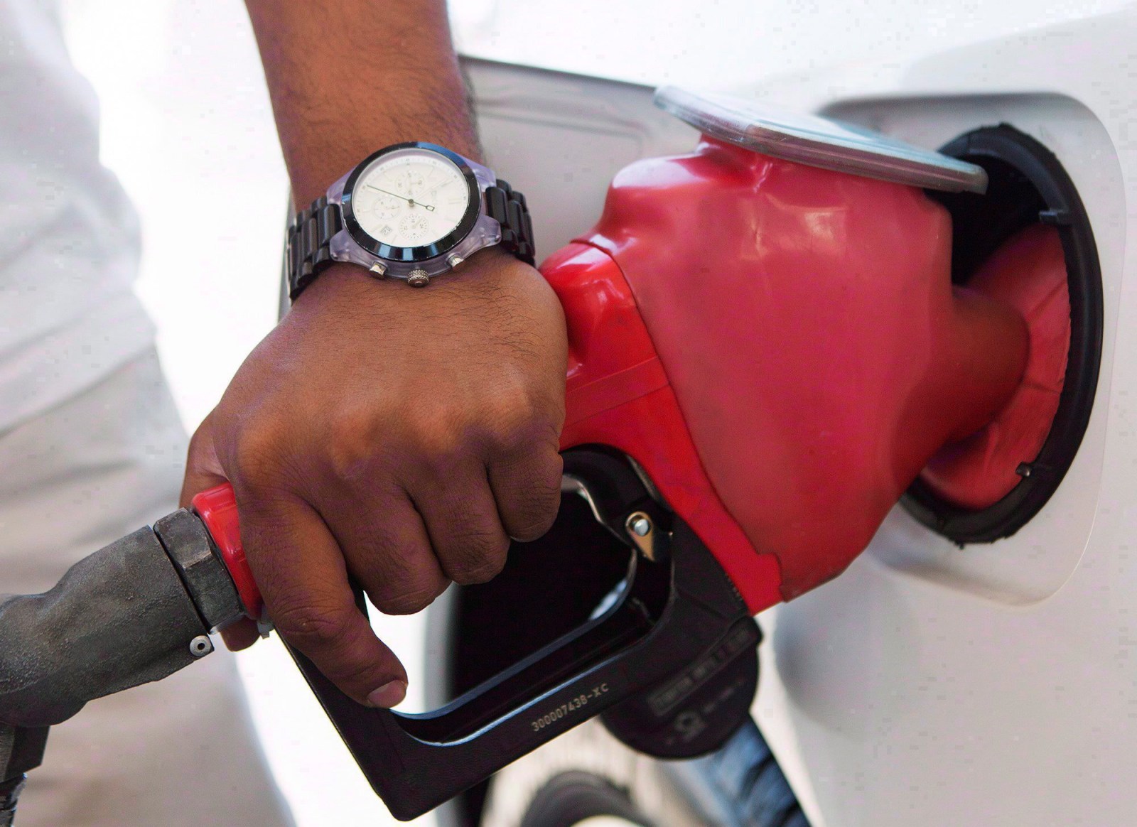 Photo: Winnipeg Free Press Canada Inflation Rises to 3.1 Percent on Fuel Costs