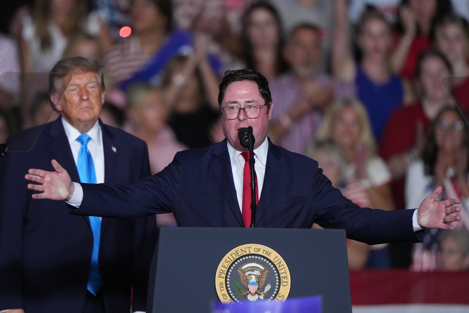 Democrats target Republican votes for Iran war in campaign ads