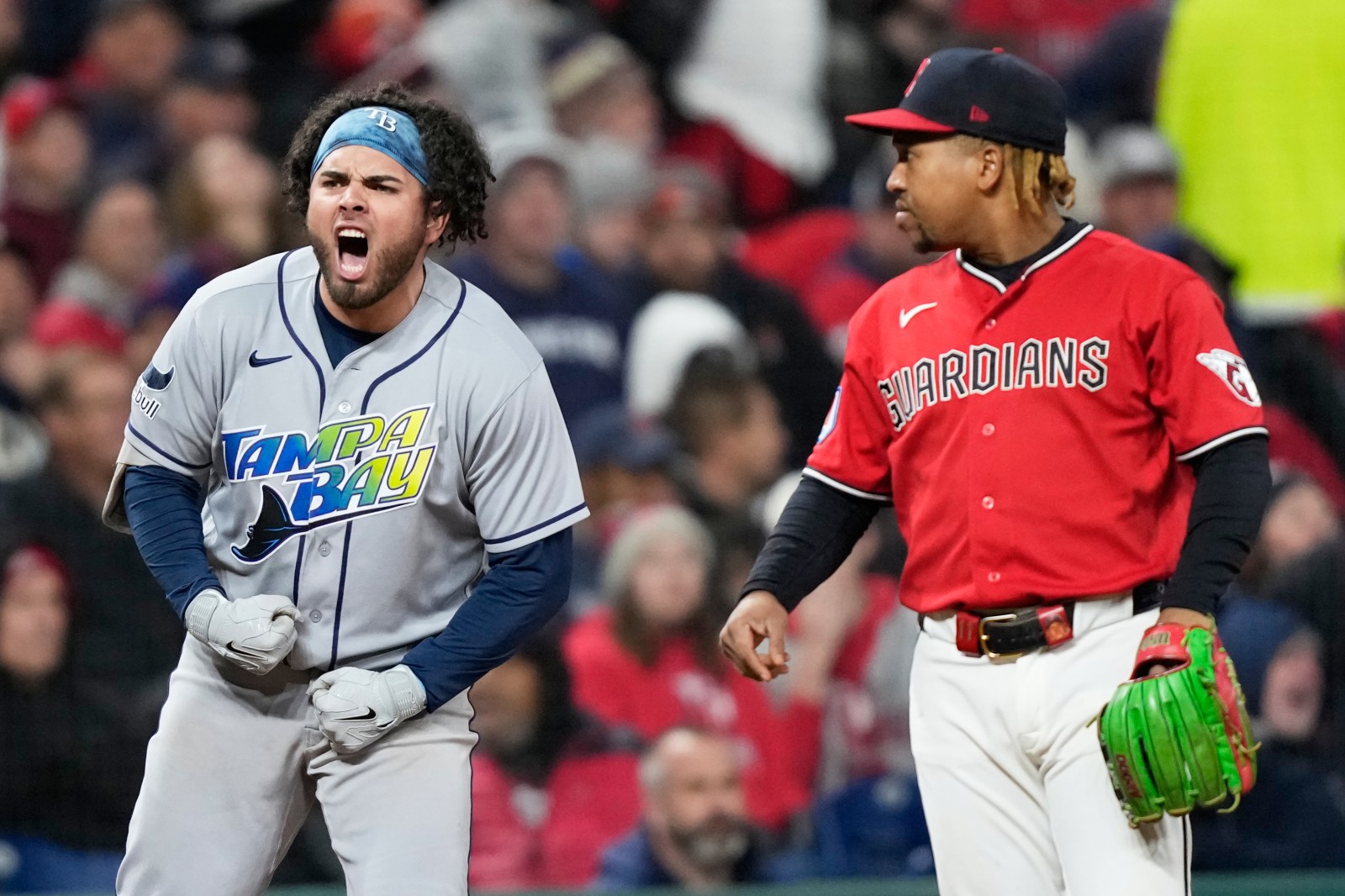 Rays beat Guardians 7-3 to tie ALCS at 2‑2