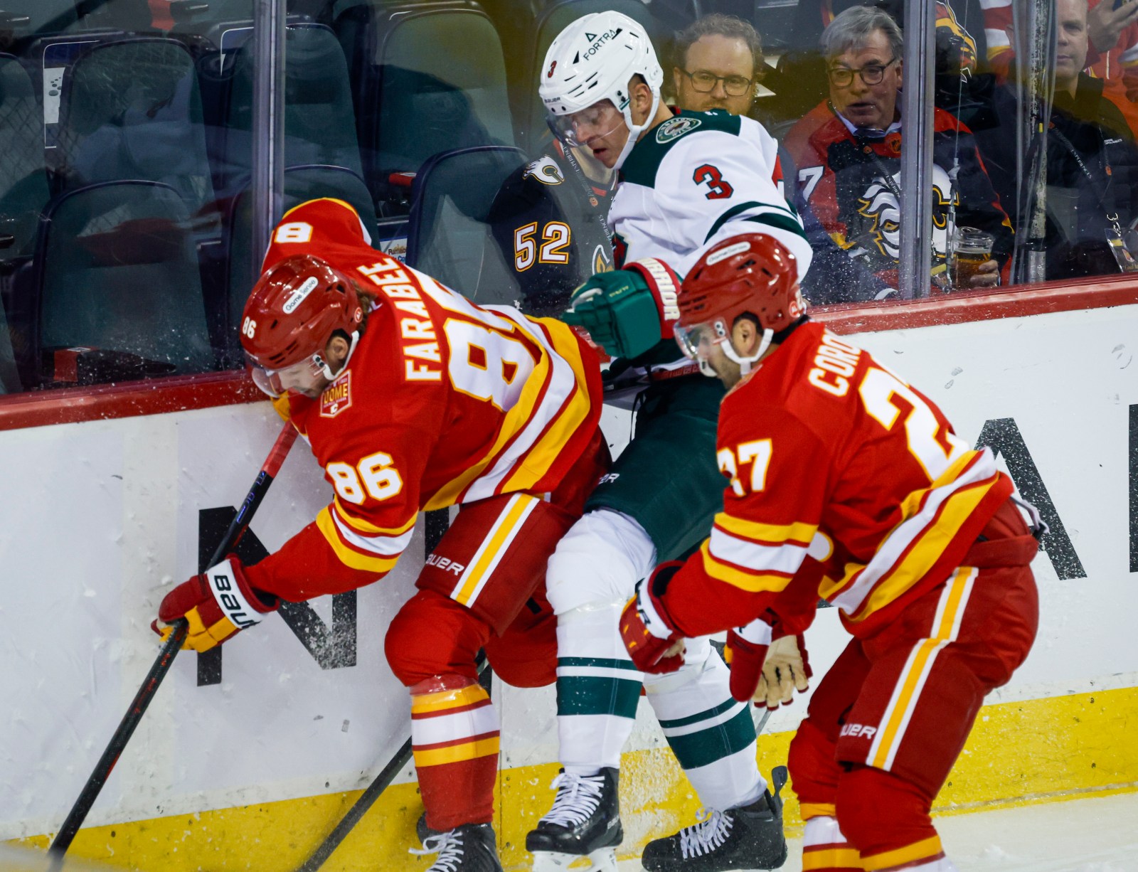Devin Cooley posts 36 saves as Flames beat Wild 2-1
